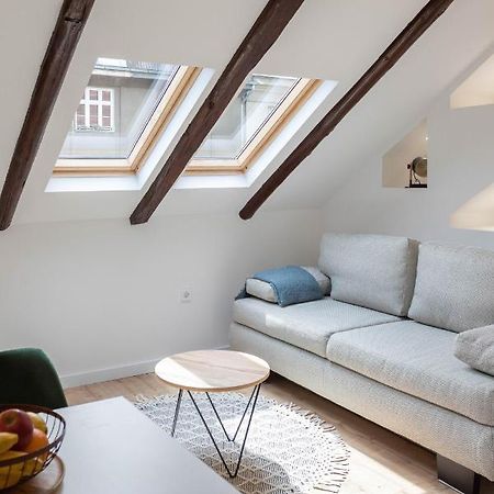 Modern Loft With Gallery In City Center Zagreb Exterior foto