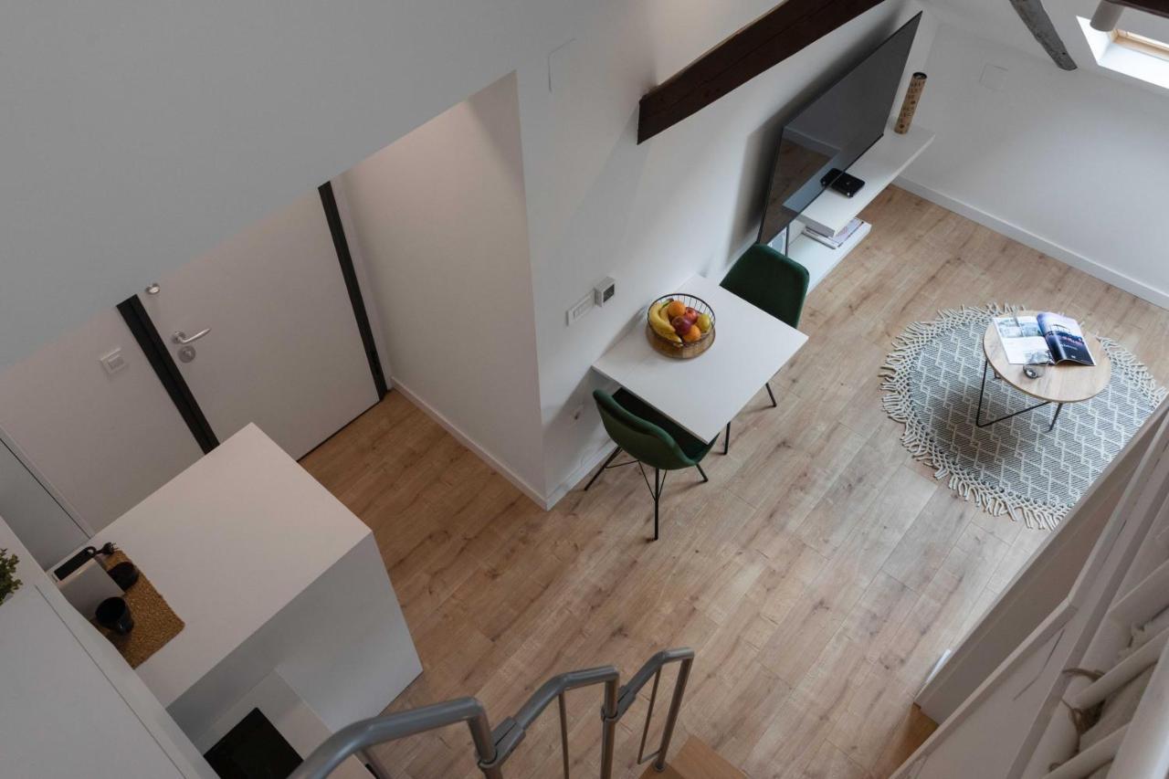 Modern Loft With Gallery In City Center Zagreb Exterior foto