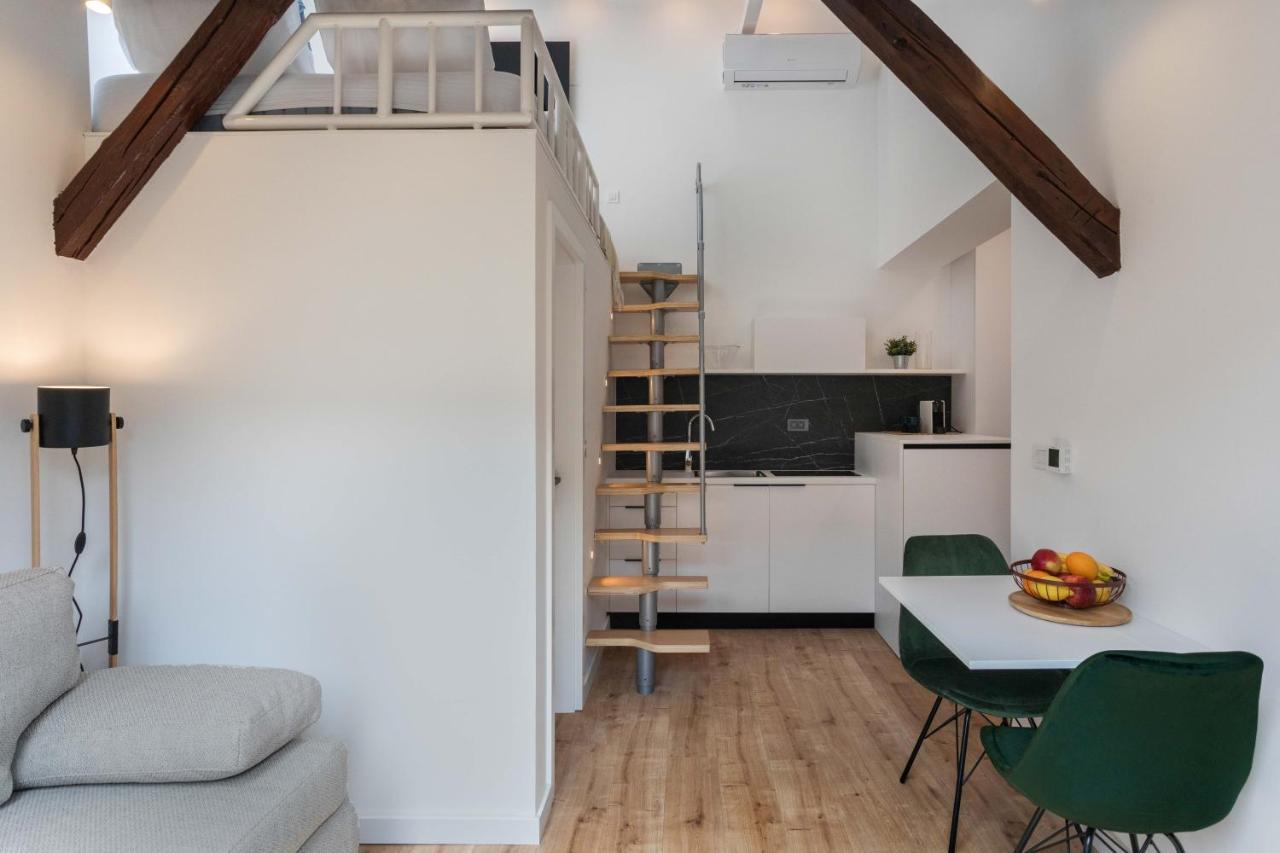 Modern Loft With Gallery In City Center Zagreb Exterior foto